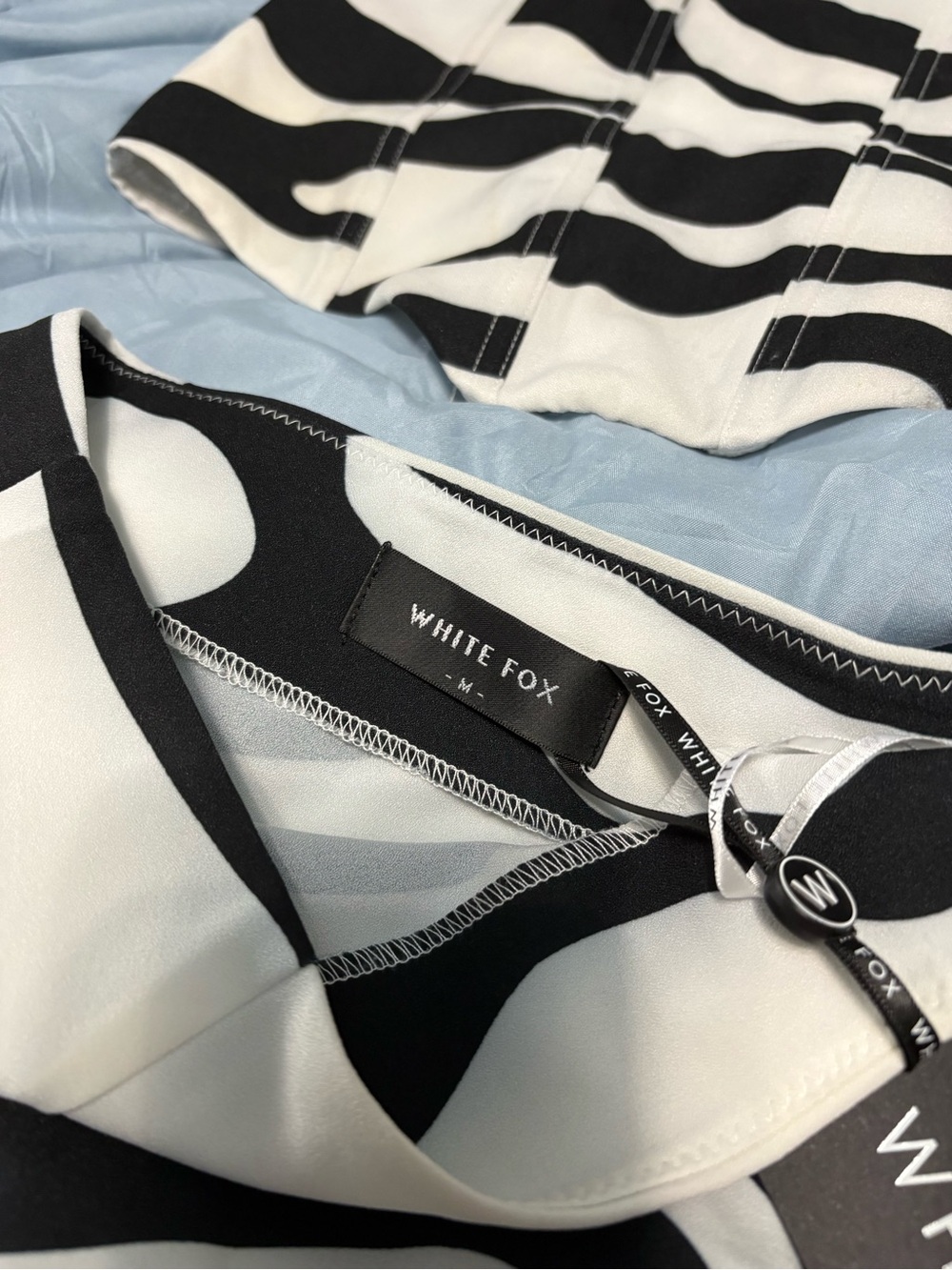 White Fox Boutique Black and White Zebra Mini Skirt - Picture 2 of 2